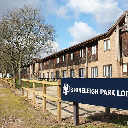 Stoneleigh Park Lodge Ashow Eksteriør bilde